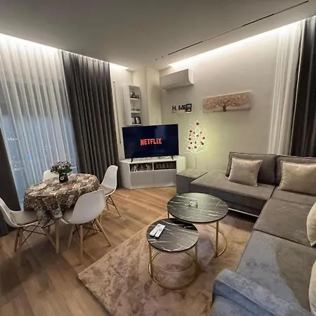 New Bazaar Essil Flat With Parking 公寓