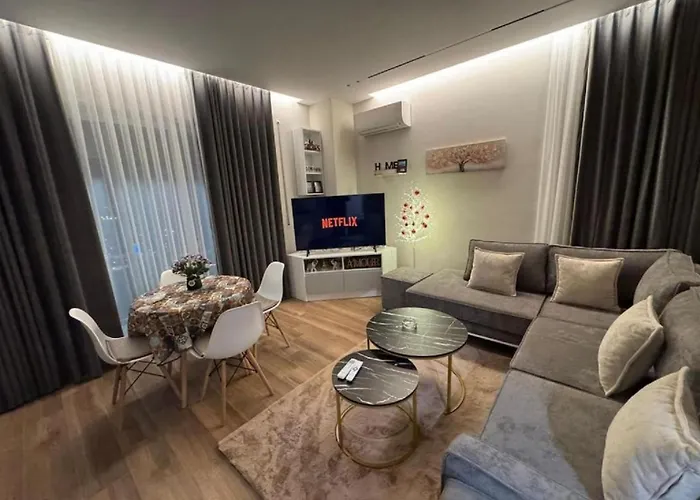 New Bazaar Essil Flat With Parking 公寓