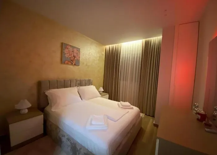 公寓 New Bazaar Essil Flat With Parking *